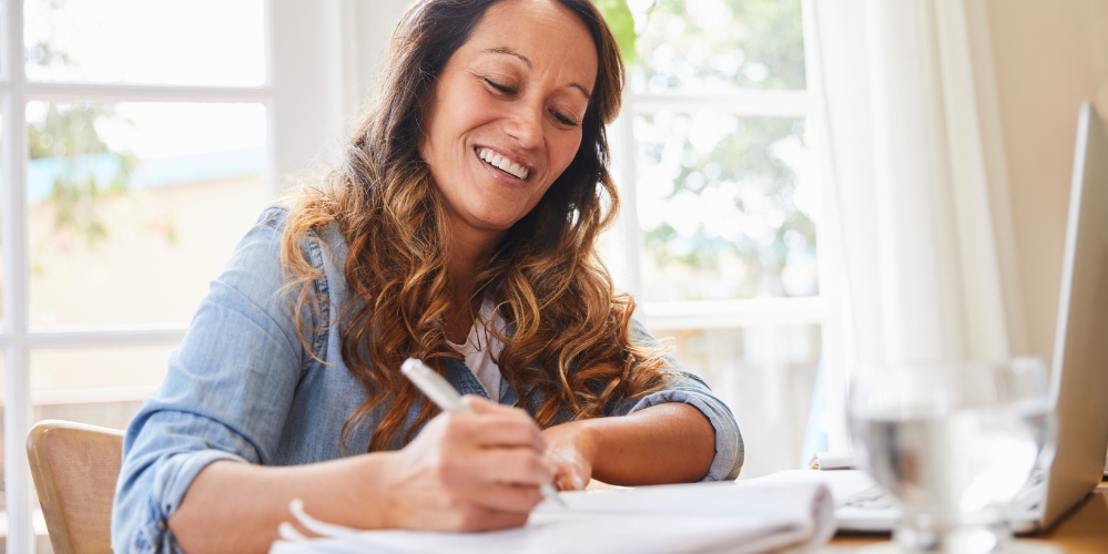 How can I export my customer details to create a holiday card list?