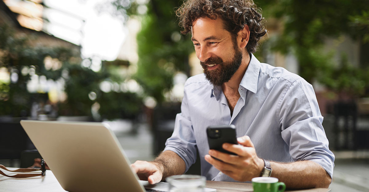 Broker discussing referrals through Partner Connect